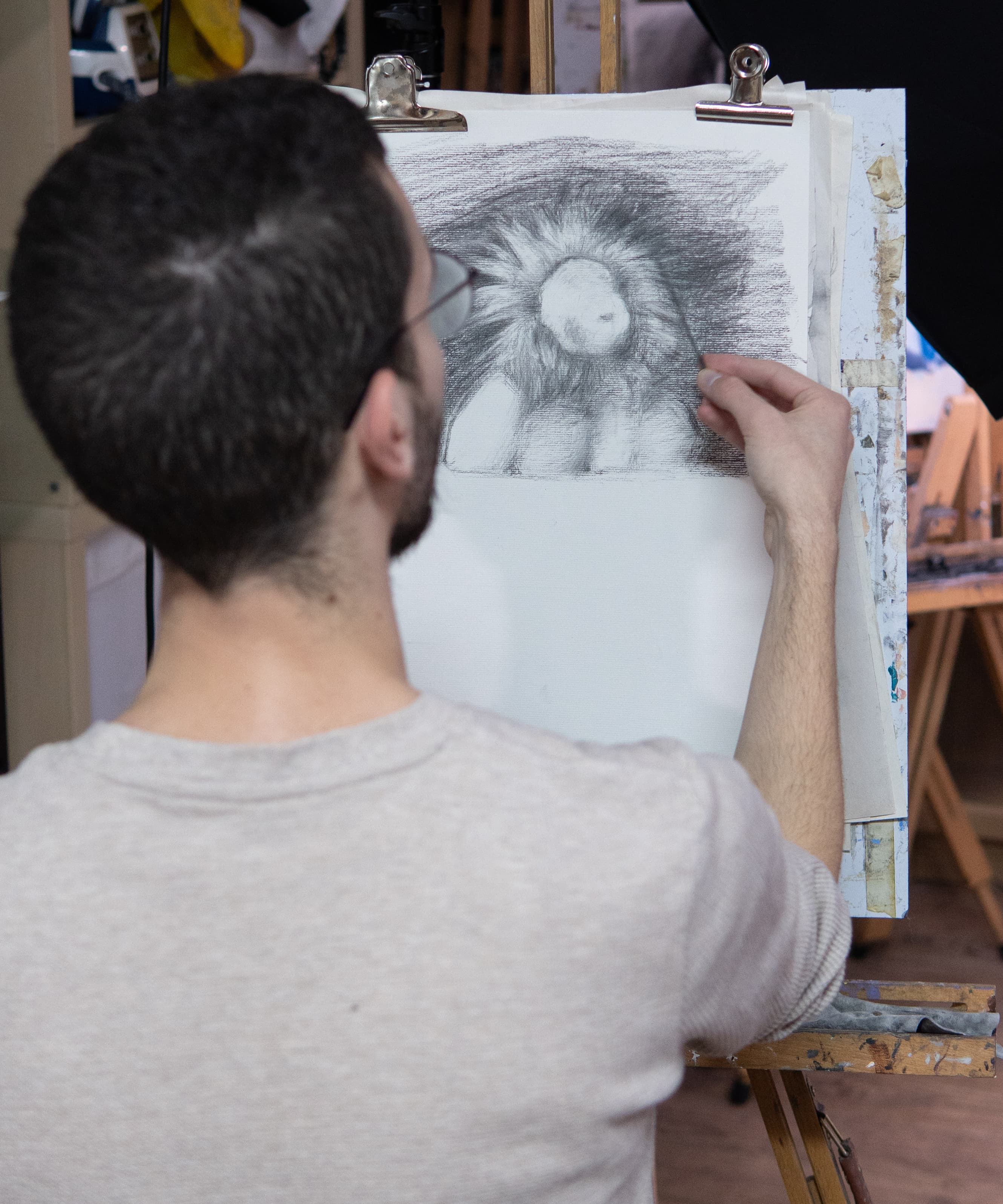 עבודת טונאליות של תלמיד בתוכנית רישום קלאסי